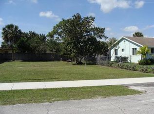 149 Caroline Dr, West Palm Beach, FL 33413