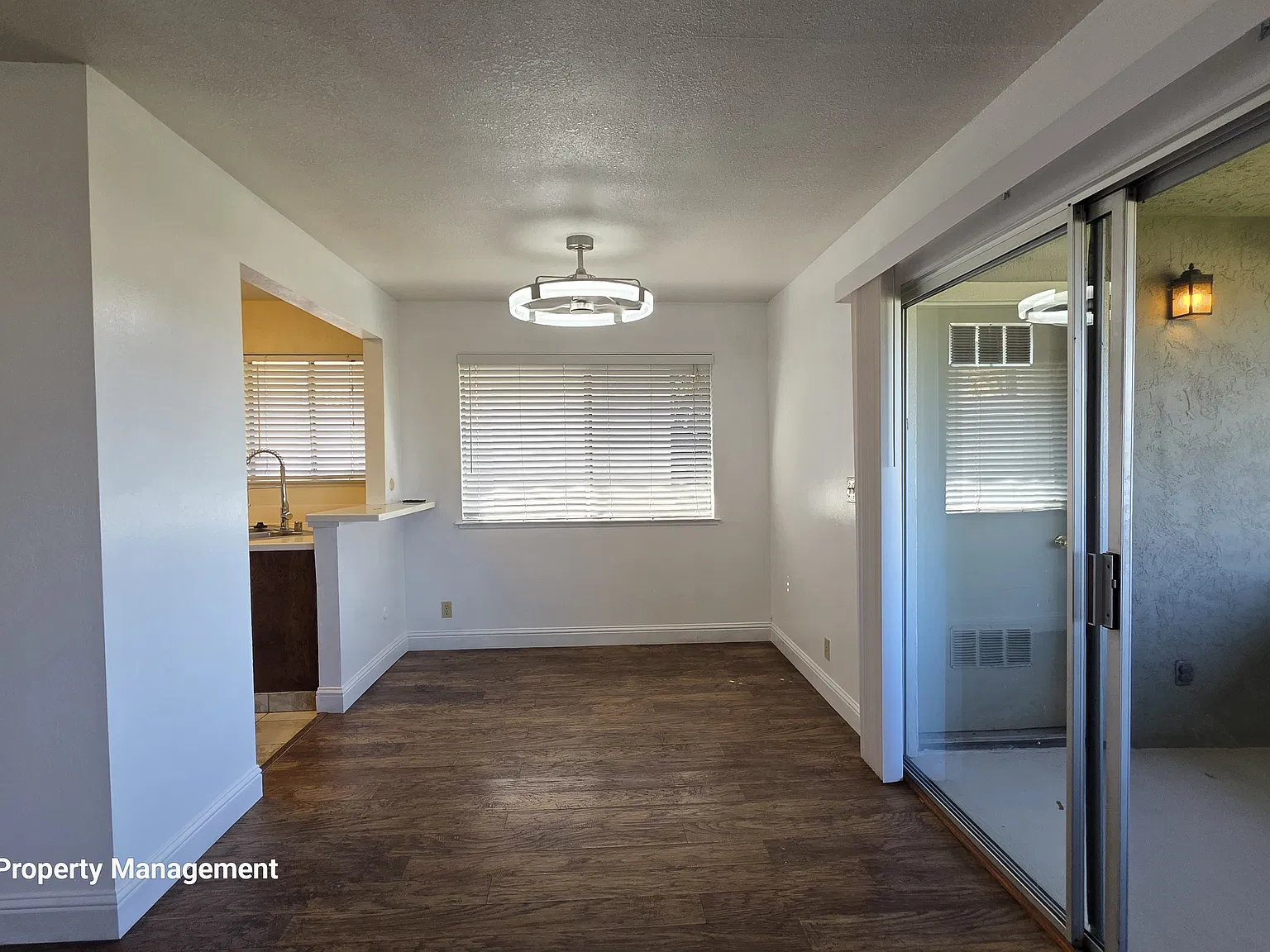 2 bed, 1067 sqft, $3,550 — Photo 4