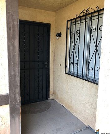 3rd image of 351 Calvary Ave