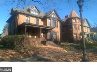 657 5th St E, Saint Paul, MN 55106