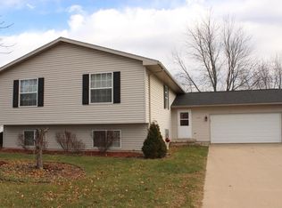 3175 4th St, Marion, IA 52302