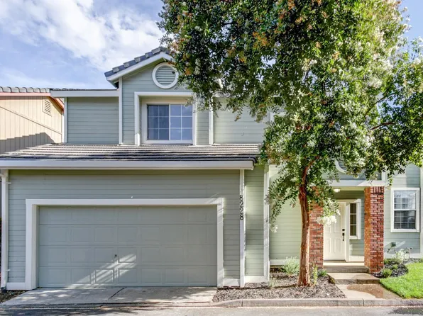 8228 Woods Edge Ln, Elk Grove, CA 95758