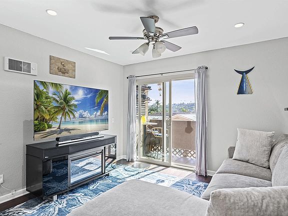 5th image of 4368 Temecula St Unit 205