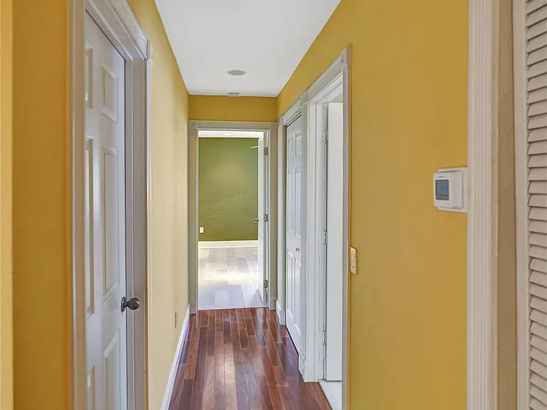 10902 Tamoron Ln — Photo 42