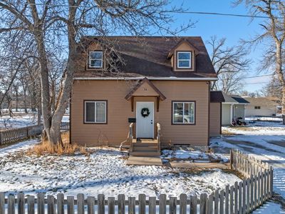 16 15th St SE, Minot, ND, 58701