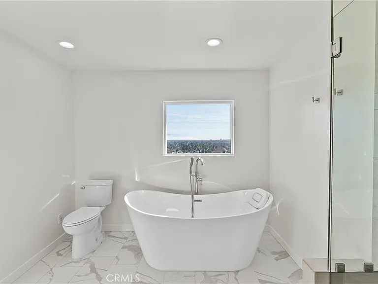 6758 Julie Ln — Photo 42