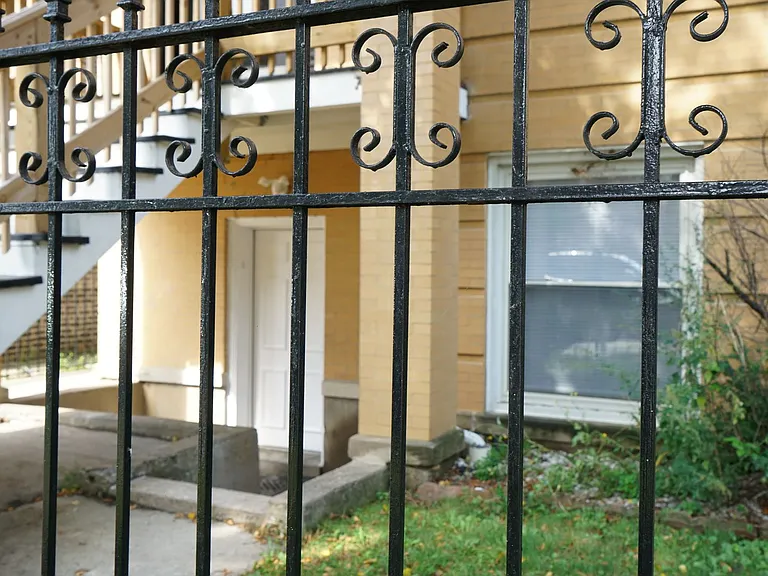 Arg Llc, 2848 W. Barry Series — Photo 28