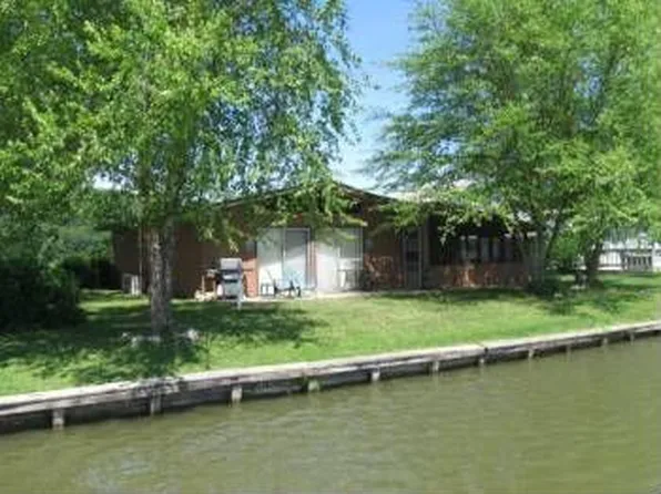 2459 W Shore Dr, Union, NE 68455