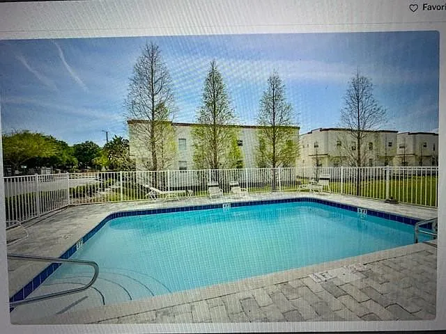 3619 Bay Heights Way — Photo 2