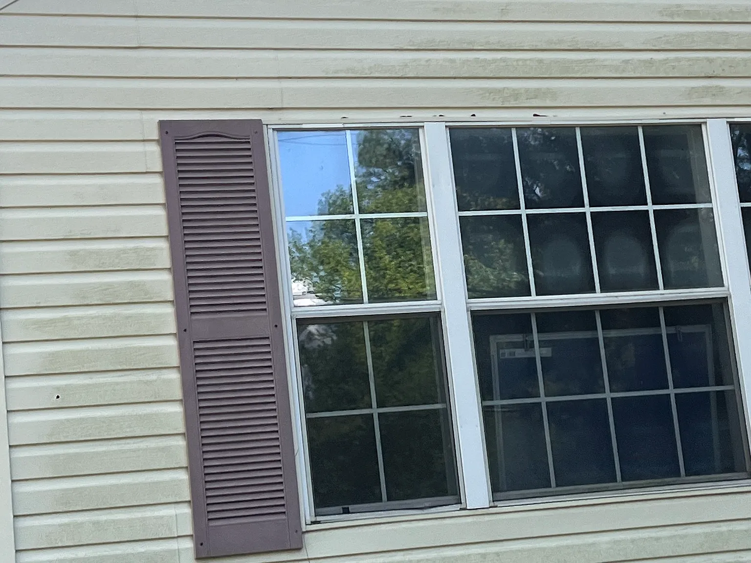 3 bed, $1,100 — Photo 2
