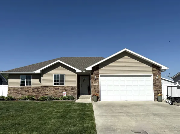 1821 Missouri View Ln, South Sioux City, NE 68776