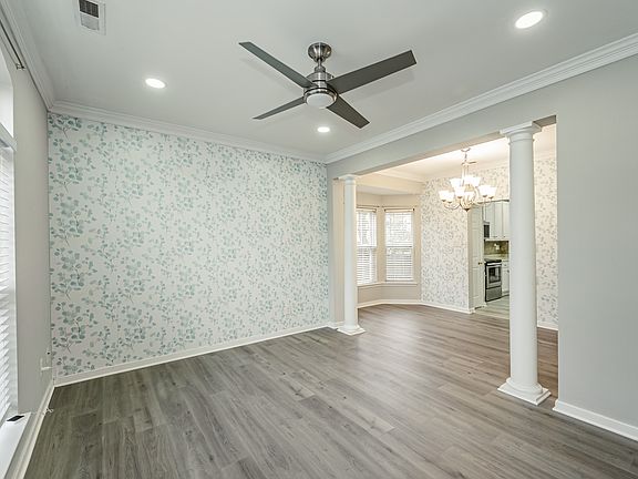 4th image of 1401 Olde Sage Ct