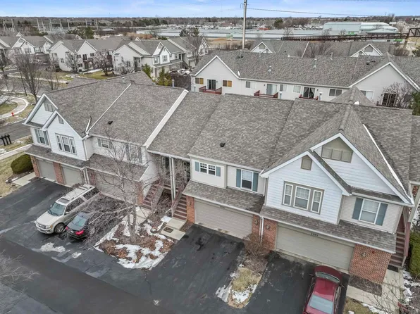 2987 Saganashkee Ln, Naperville, IL 60564