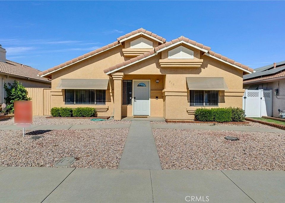 1st image of 719 Alondra Dr