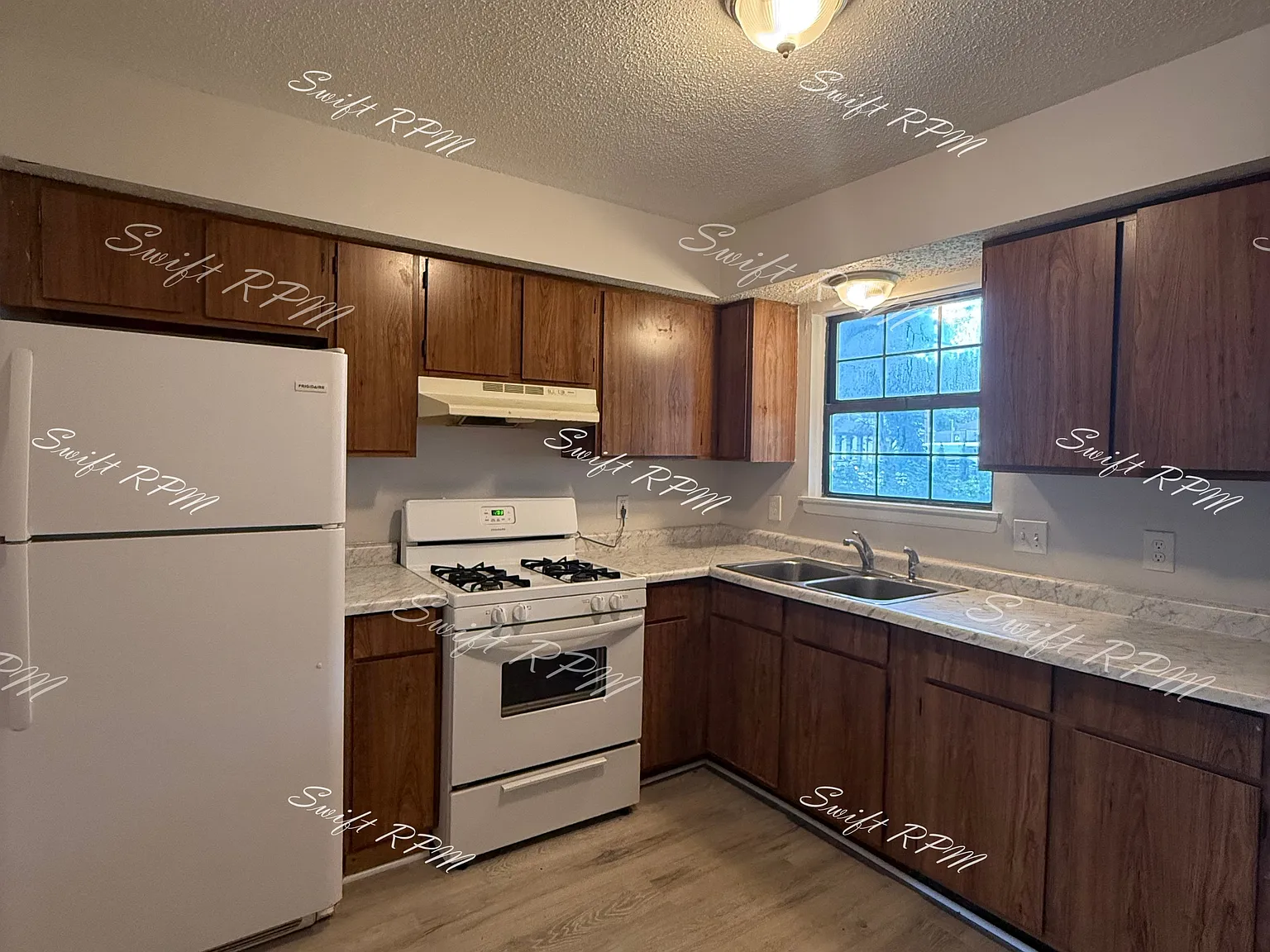 107 West Nichols Street - 1 — Photo 4