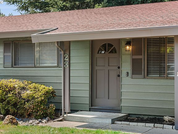 2nd image of 23 35th St
