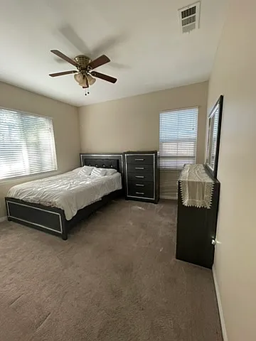 Vine Crest Pl