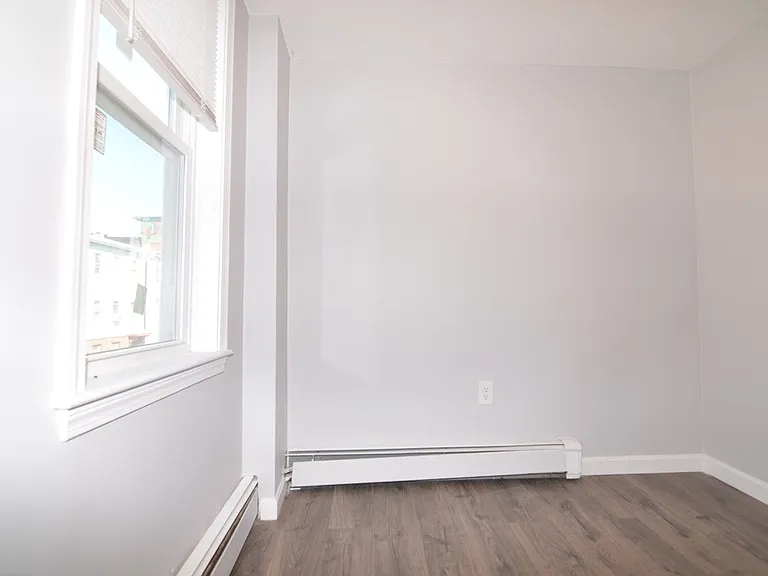 253 Paris St #1 — Photo 12