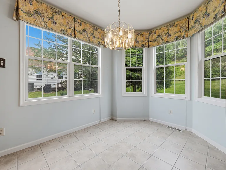 39 Brook Ln — Photo 35