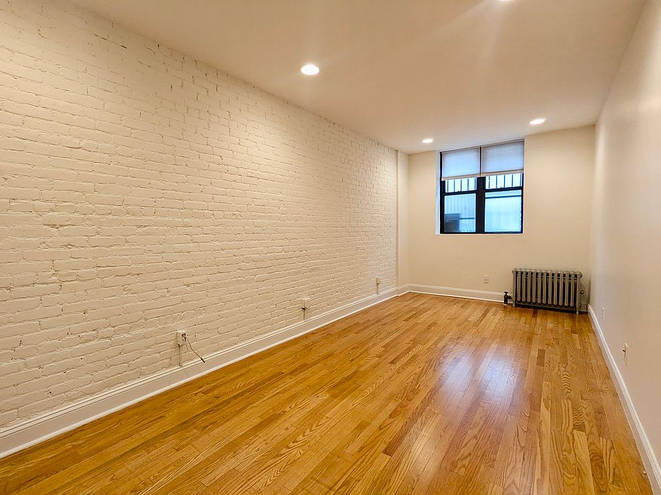1st image of 344 W 17th St APT D