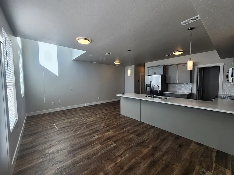Pomona Park Townhomes — Photo 33