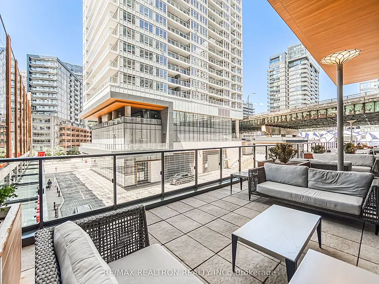 17 Bathurst St #2603 — Photo 35
