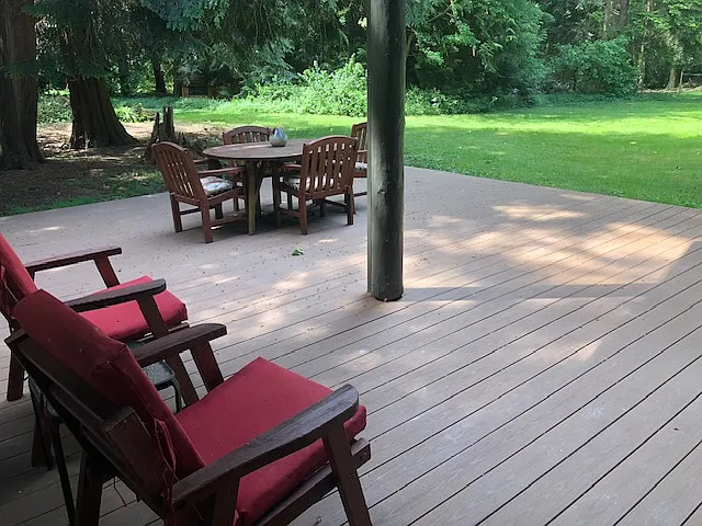 side deck