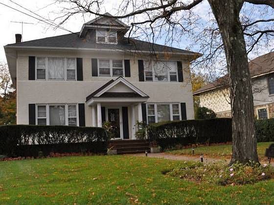 1st image of 57 Sealy Dr