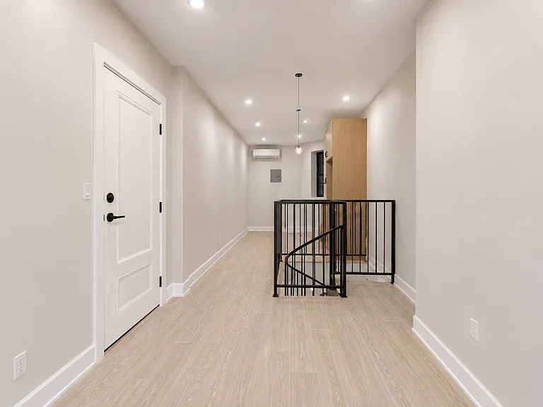 677 Sterling Pl #1R — Photo 1