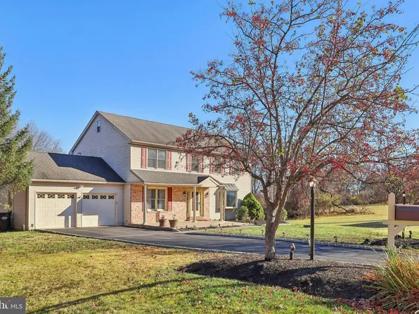 107 Diane Cir, Eagleville, PA 19403