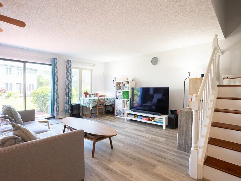 296 Tanager Ct — Photo 3