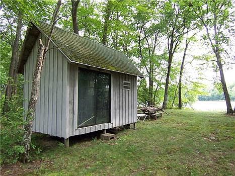 4th image of 99 Hogan Pond Ln
