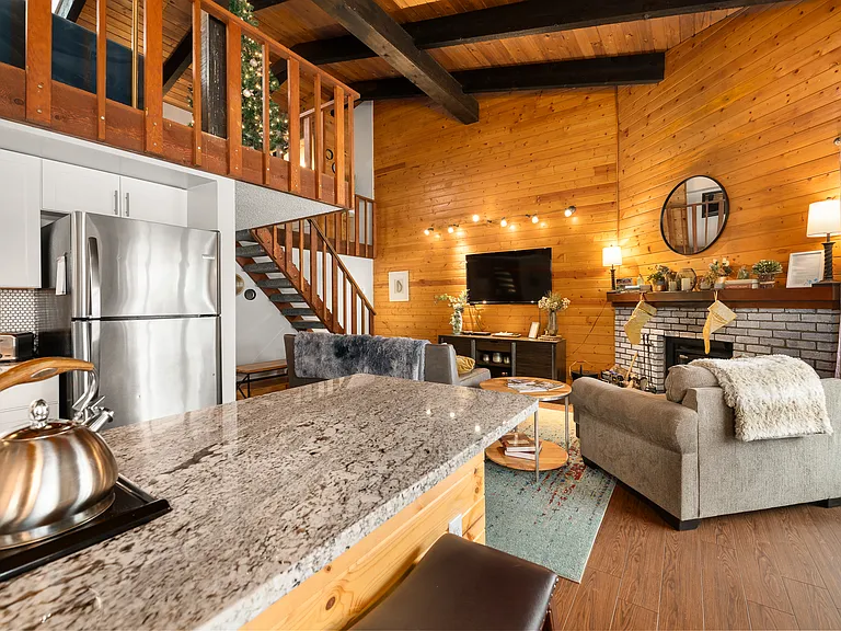 Living Room | Smart Tv | Wood Fireplace
