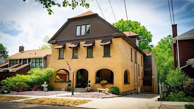 1st image of 618 N McKean St