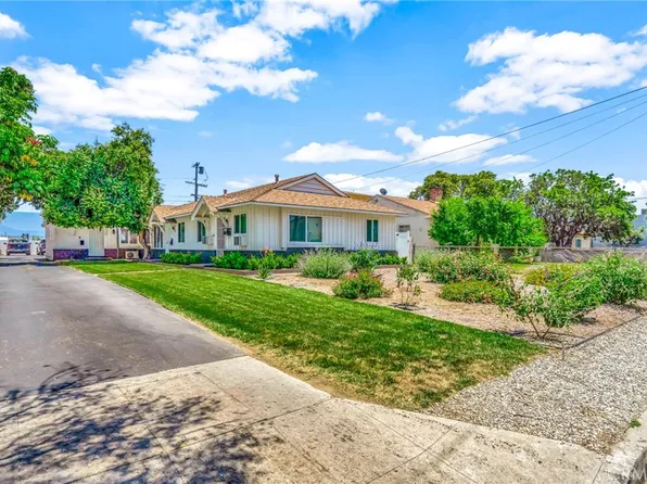 7234 Allott Ave, Van Nuys, CA 91405