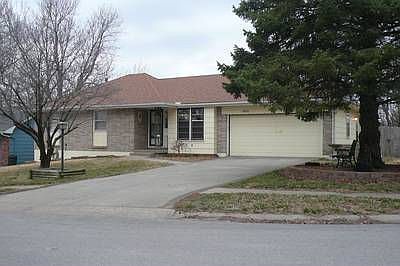 1st image of 3800 S Drumm Ave