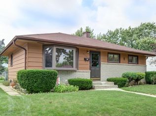 6737 S 19th St, Milwaukee, WI 53221