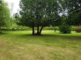 75 Conners Rd, Peru, NY 12972