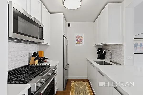 Sold by (Legacy) Elegran | media 5