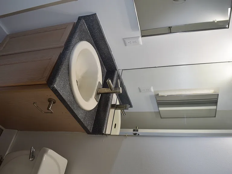Sunnymede Apartments - Troy, MI — Photo 35