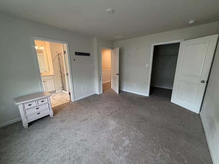310 Mantoloking Dr — Photo 9