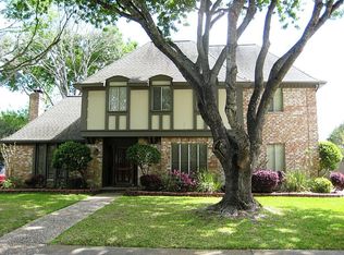 11915 Pebble Rock Dr, Houston, TX 77077
