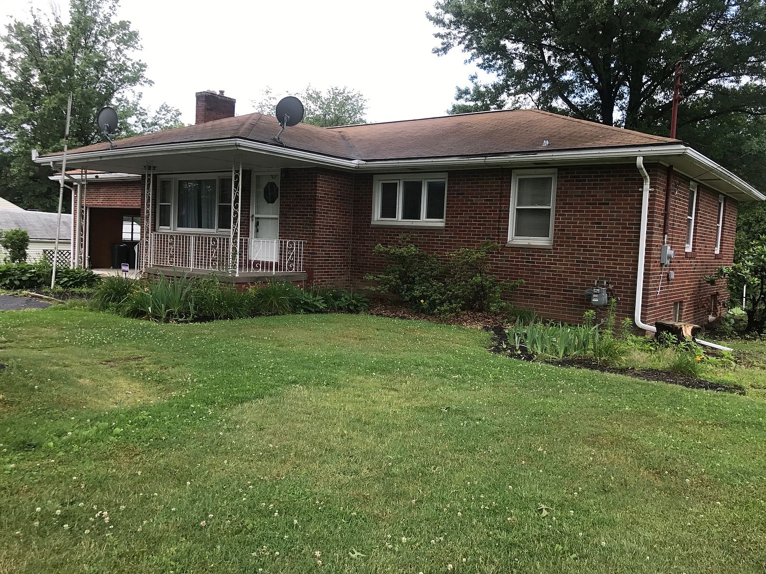 955 Shenango Rd, Beaver Falls, PA 15010 Zillow