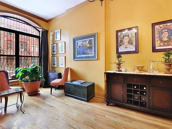 2nd image of 208 W 122nd St #1