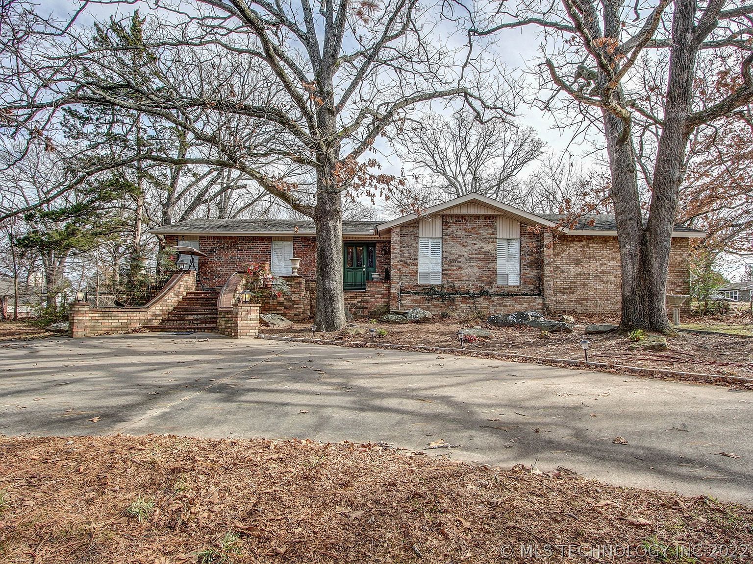 711 E Ross St, Tahlequah, OK 74464 Zillow