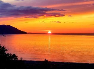 133 Fox Point Rd, Port Angeles, WA 98363