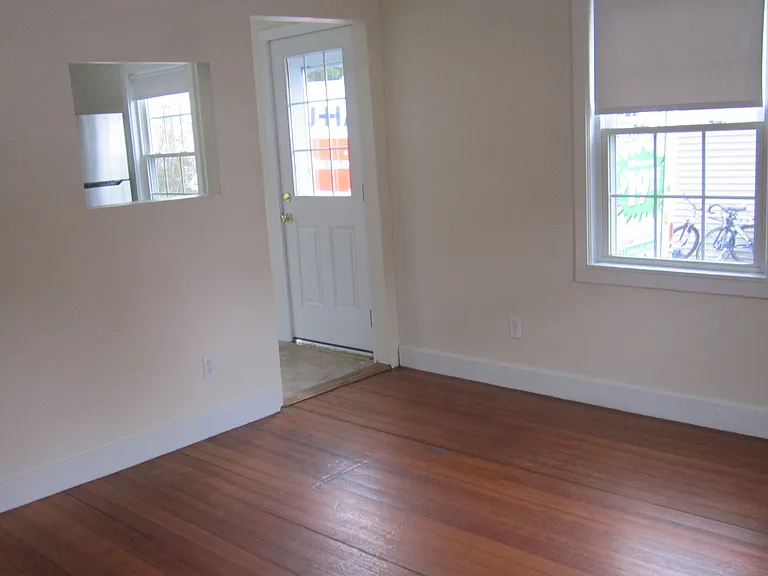 25-27 Goodrich St #27 — Photo 3
