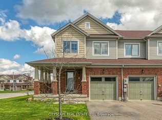 8485 Primrose Ln, Niagara Falls, ON L2H 0K8
