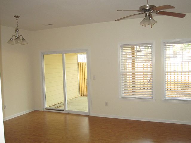 1st image of 1033 Masons Pl Unit A