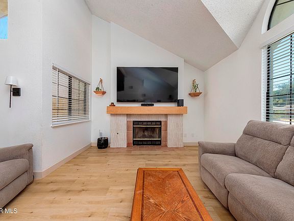 5th image of 42502 52nd St W